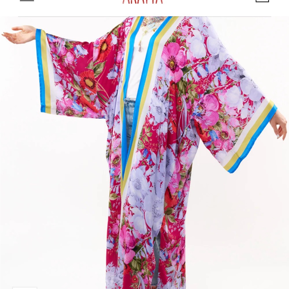 🚨NWT 🌺🌸 gorgeous one-size ARATTA Starletta Floral Maxi Kimono.